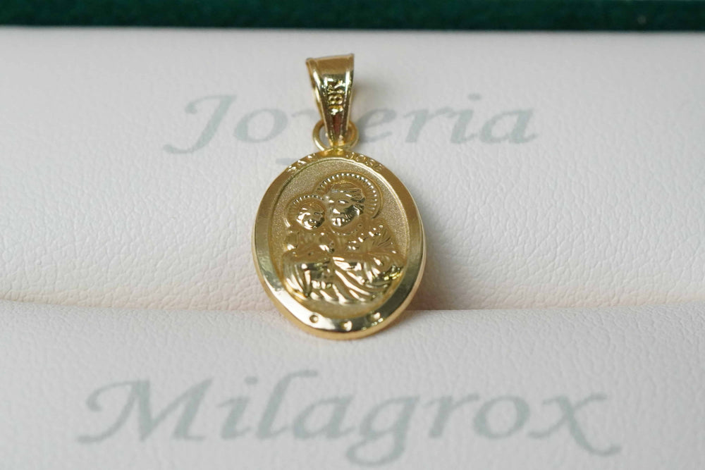 Dije de San José en oro 18 quilates